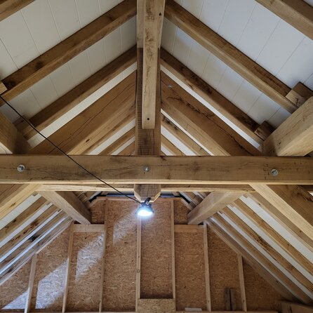 Verouderd eiken balk - 190x190 mm - rustiek geschaafde kanten - balk voor buiten - oud eikenhout AD 20-25% Verouderd eiken balk - 190x190 mm - rustiek geschaafde kanten - balk voor buiten - oud eikenhout AD 20-25%