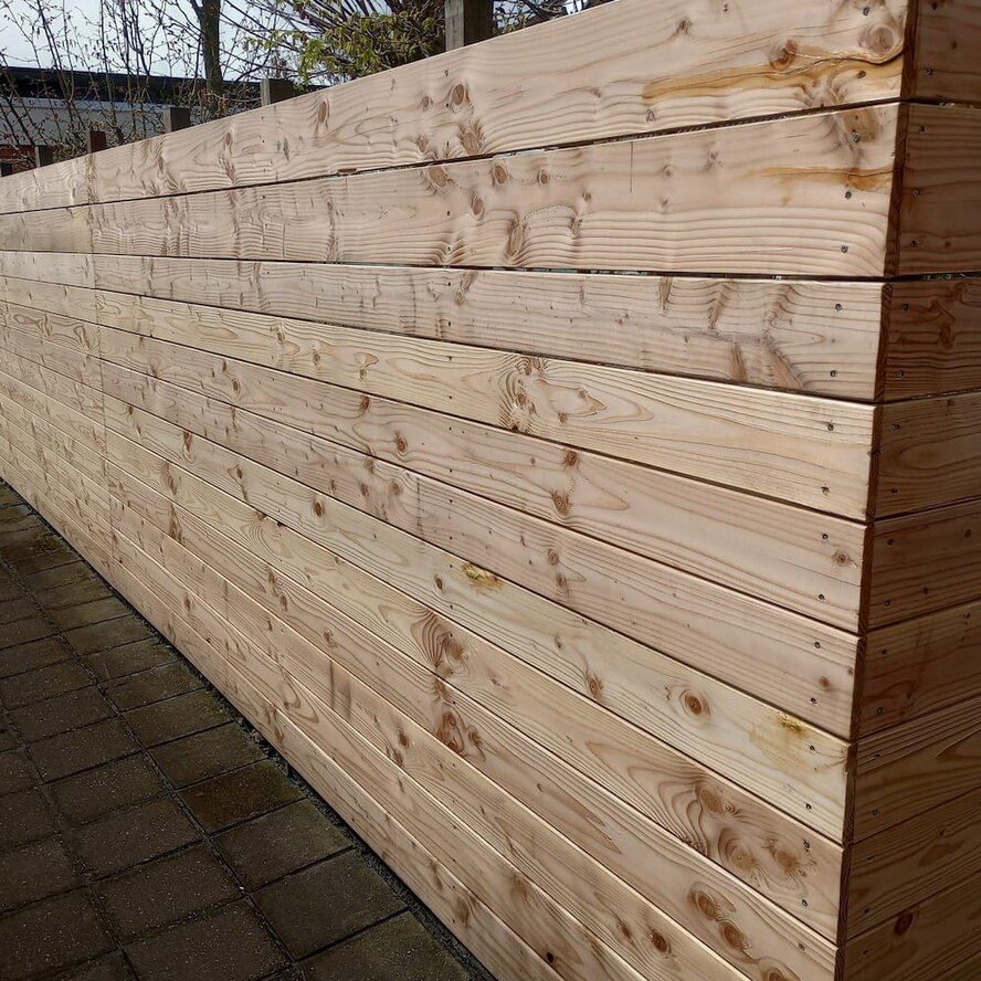 Douglas plank - 28x140 mm - geschaafd - plank voor buiten - douglashout KD 18-20% Douglas plank - 28x140 mm - geschaafd - plank voor buiten - douglashout KD 18-20%