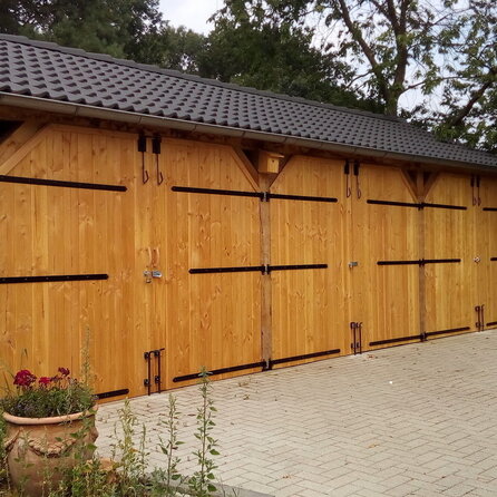Douglas plank - 28x195 mm - zichtzijde ruw / fijnbezaagd - plank voor buiten - douglashout AD 20-25%