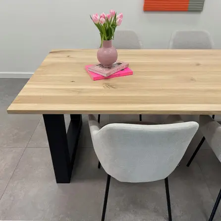 Zwarte U-poten (set) - staal / ijzer - 10x10 cm - hoogte: 72 cm - breedte (montageplaat): 78 cm - tafelpoot metaal zwart gecoat Zwarte U-poten (set) - staal / ijzer - 10x10 cm - hoogte: 72 cm - breedte (montageplaat): 78 cm - tafelpoot metaal zwart gecoat