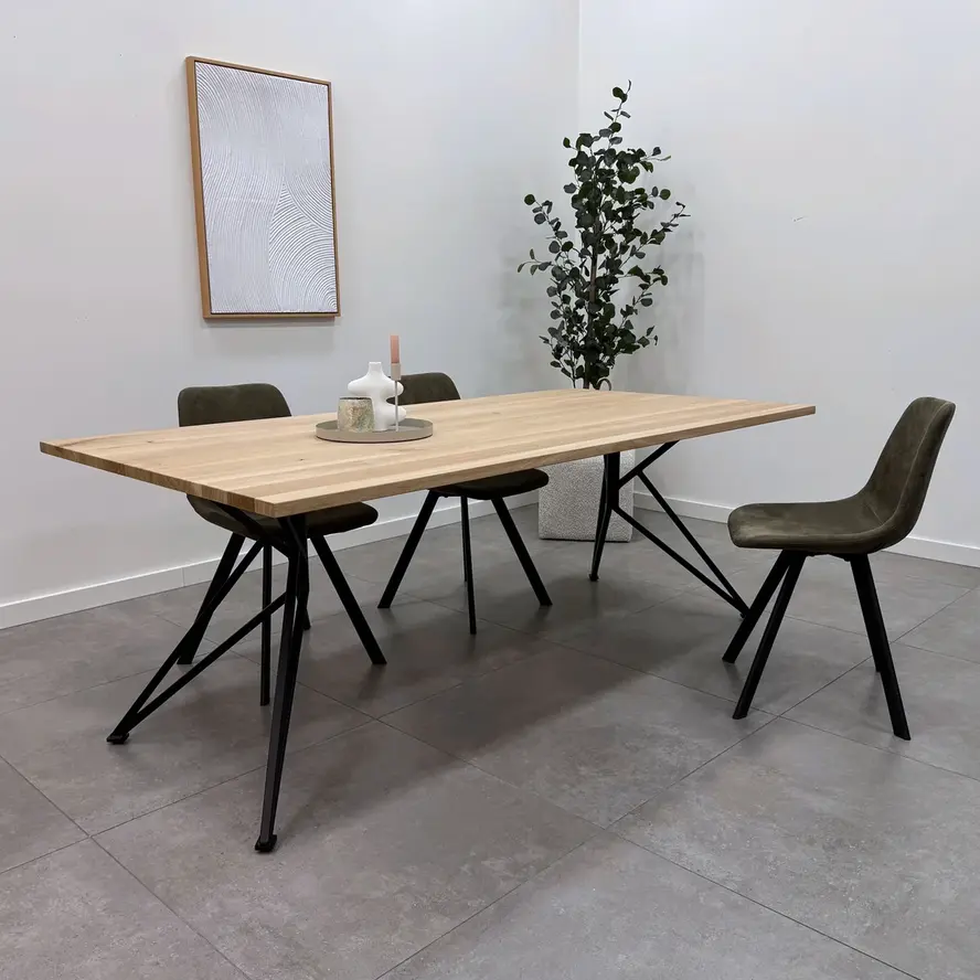 Zwarte vlinder poten (set) - staal / ijzer - 2x2 cm - hoogte: 72 cm - breedte (montageplaat): 78 cm - breedte (onderzijde): 74 cm - tafelpoot metaal zwart gecoat Zwarte vlinder poten (set) - staal / ijzer - 2x2 cm - hoogte: 72 cm - breedte (montageplaat): 78 cm - breedte (onderzijde): 74 cm - tafelpoot metaal zwart gecoat