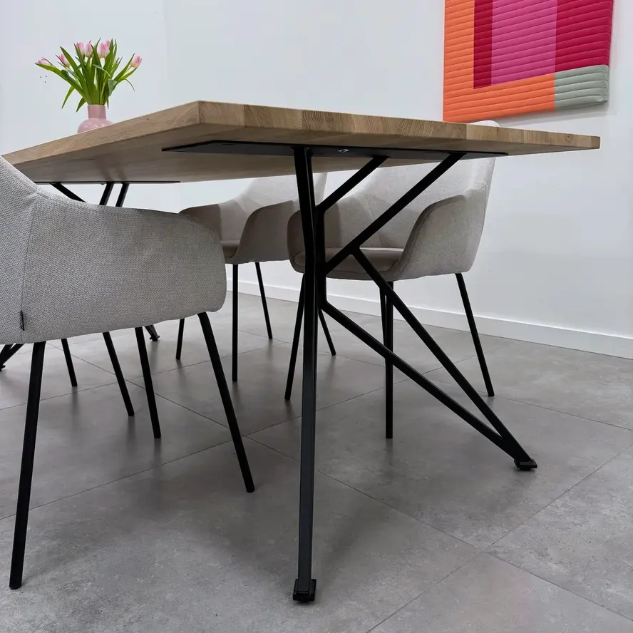 Zwarte vlinder poten (set) - staal / ijzer - 2x2 cm - hoogte: 72 cm - breedte (montageplaat): 78 cm - breedte (onderzijde): 74 cm - tafelpoot metaal zwart gecoat Zwarte vlinder poten (set) - staal / ijzer - 2x2 cm - hoogte: 72 cm - breedte (montageplaat): 78 cm - breedte (onderzijde): 74 cm - tafelpoot metaal zwart gecoat