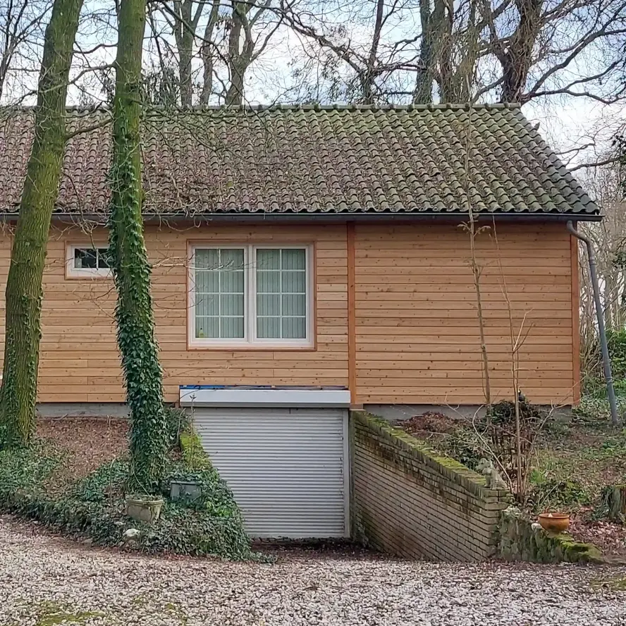 Douglas plank - 28x140 mm - geschaafd - plank voor buiten - douglashout KD 18-20% Douglas plank - 28x140 mm - geschaafd - plank voor buiten - douglashout KD 18-20%
