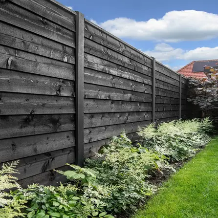 Zwart vuren Zweeds rabat - 11-22x180 mm - ruwe zichtzijde - zweedsrabat - zwart gebeitst vurenhout KD 18-20%