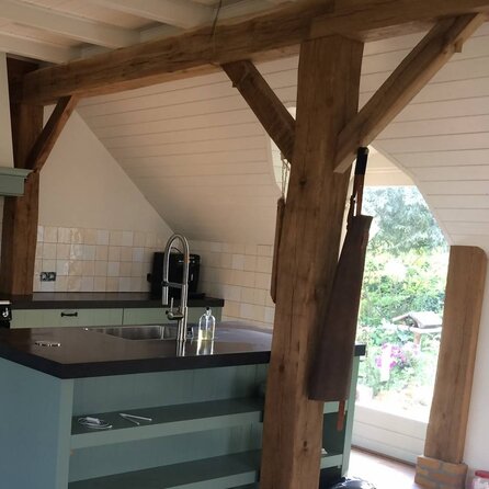 Verouderd eiken balk - 90x90 mm - gerookt - balk voor binnen / beschut buiten - oud eikenhout AD 20-25%