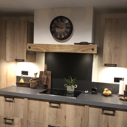 Verouderd eiken balk - 90x140 mm - gerookt - balk voor binnen / beschut buiten - oud eikenhout AD 20-25%