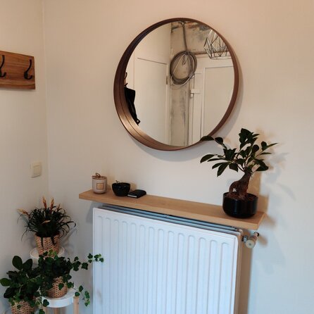 Eiken plank - 23x200 mm - ruw / fijnbezaagd - plank voor binnen / beschut buiten - eikenhout KD 8-12% Eiken plank - 23x200 mm - ruw / fijnbezaagd - plank voor binnen / beschut buiten - eikenhout KD 8-12%