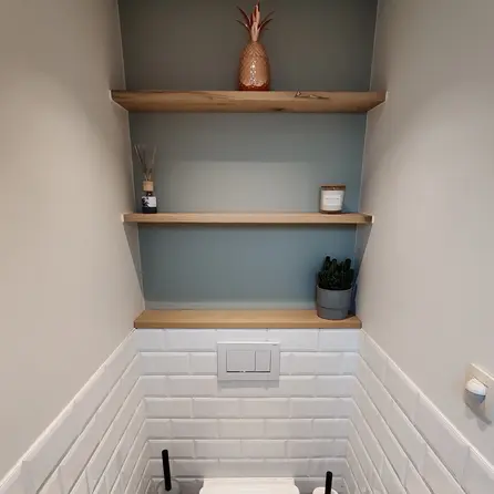 Eiken plank - 27x80 mm - ruw / fijnbezaagd - plank voor binnen / beschut buiten - eikenhout KD 8-12% Eiken plank - 27x80 mm - ruw / fijnbezaagd - plank voor binnen / beschut buiten - eikenhout KD 8-12%