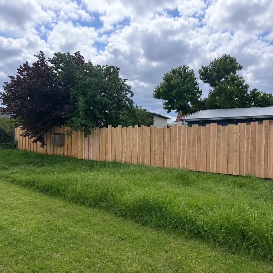 Douglas boomstam plank - 22x180-220 mm - ruw / fijnbezaagd - schorsplank - douglashout AD 20-25% Douglas boomstam plank - 22x180-220 mm - ruw / fijnbezaagd - schorsplank - douglashout AD 20-25%