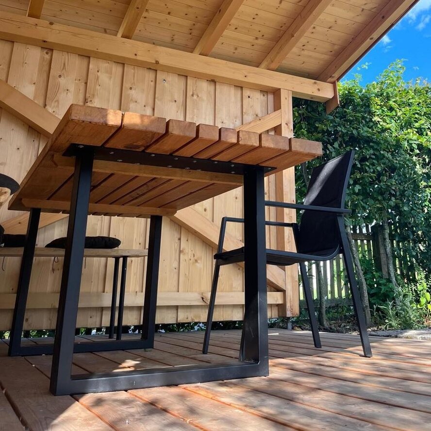 Zwarte stalen U-poten (set) - voor buiten - verzinkt & gecoat metaal - 4x10 cm - hoogte: 72 cm - breedte (montageplaat): 76 cm - U-tuintafel poot Zwarte stalen U-poten (set) - voor buiten - verzinkt & gecoat metaal - 4x10 cm - hoogte: 72 cm - breedte (montageplaat): 76 cm - U-tuintafel poot