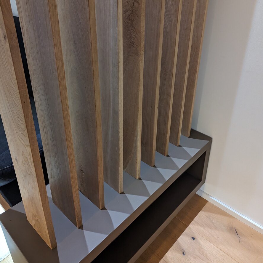 Eiken plank - 20x230 mm - geschaafd - plank voor binnen / beschut buiten - eikenhout KD 8-12% Eiken plank - 20x230 mm - geschaafd - plank voor binnen / beschut buiten - eikenhout KD 8-12%