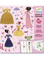 Djeco Djeco Stickers & Paper dolls Jurken voor alle seizoenen