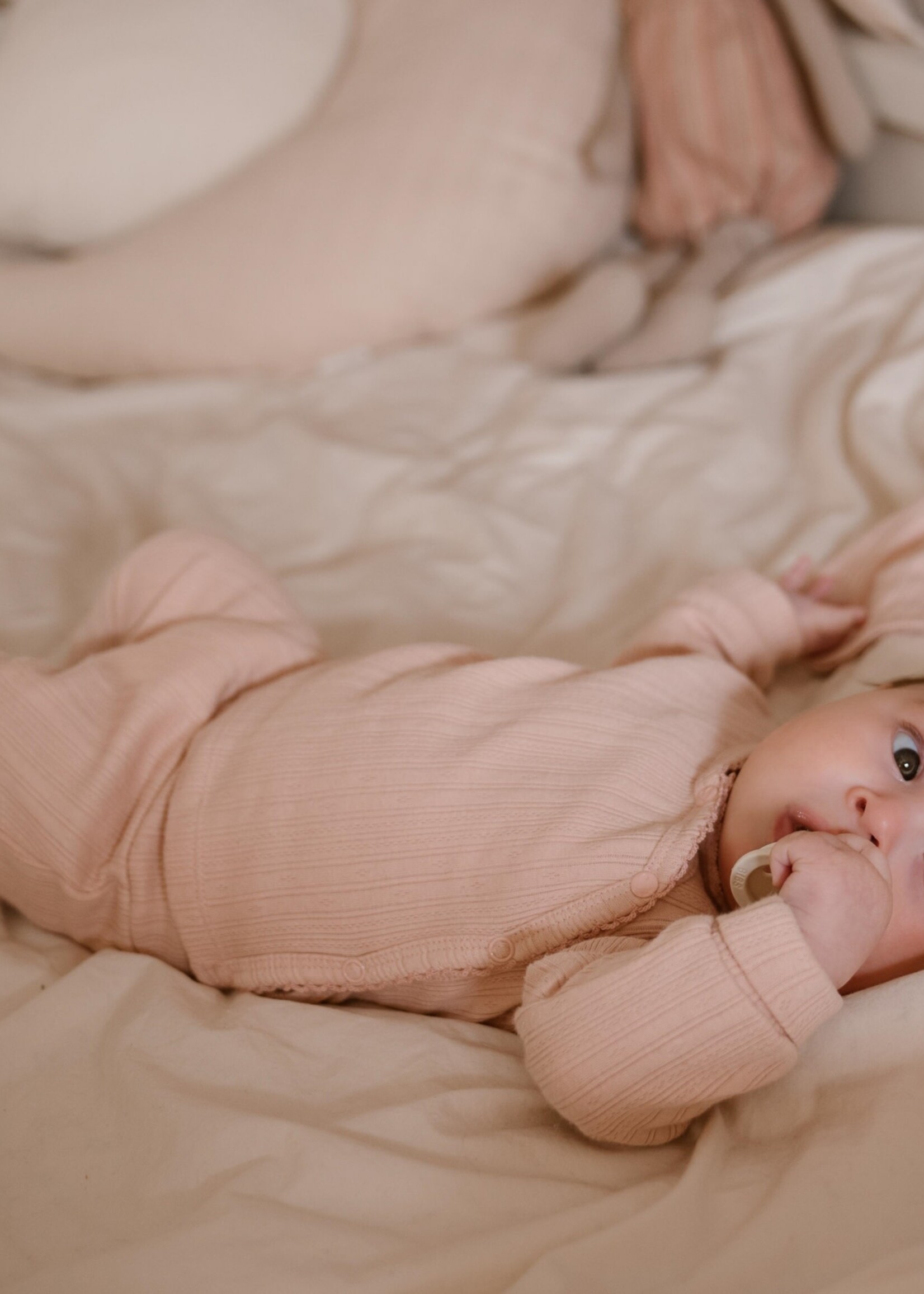 Dirkje Dirkje noos - babysuit + hat light dusty pink