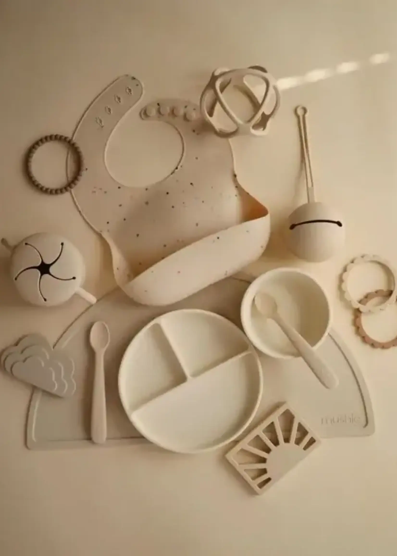 Mushie Mushie - silicone plate ivory