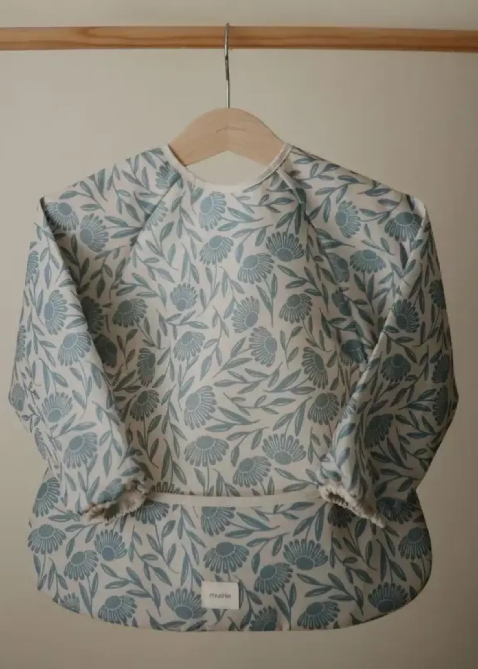 Mushie Mushie - long sleeve bib blue flowers