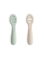 Mushie Mushie - first feeding baby spoon cambridge blue / shifting sand