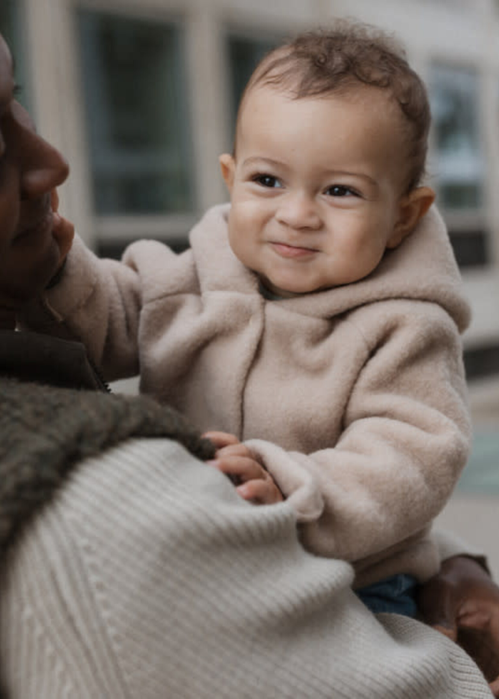 Alwero Alwero - vestje newborn merinowol beige
