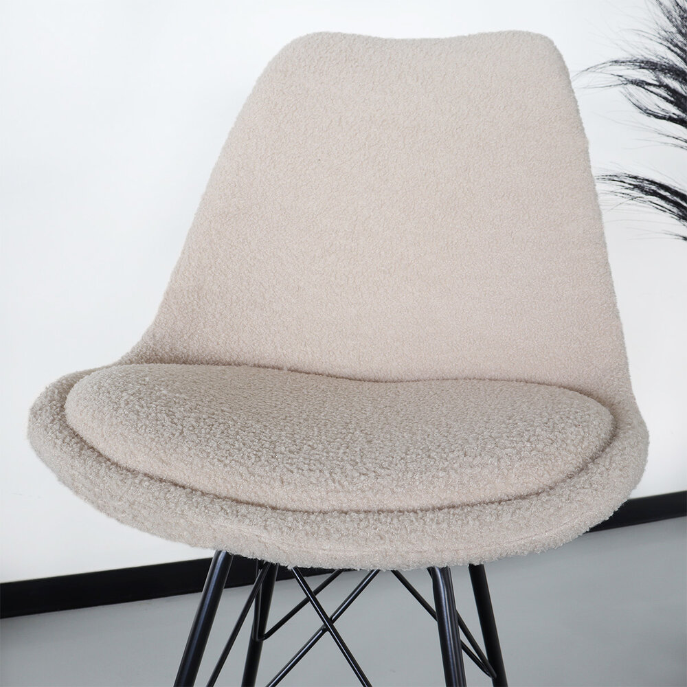 Eetkamerstoel Viga beige teddy eetstoel Eetkamerstoel Viga beige teddy eetstoel