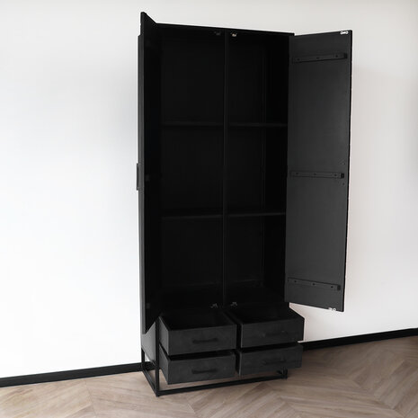 Lizzely Garden & Living Kast zwart Bassie mangohout visgraat 200cm hoog wandkast mango Lizzely Garden & Living Kast zwart Bassie mangohout visgraat 200cm hoog wandkast mango