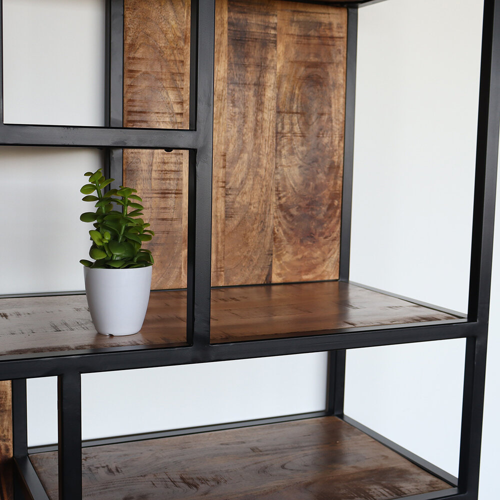 Kast bruin industrieel Xavi mangohout 180cm hoog vakkenkast wandkast