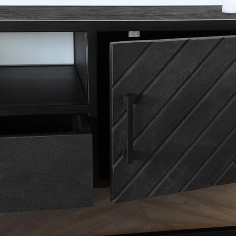 Lizzely Garden & Living Tweedekans model: TV meubel industrieel Danae zwart visgraat duurzaam mangohout 165cm lengte mango Lizzely Garden & Living Tweedekans model: TV meubel industrieel Danae zwart visgraat duurzaam mangohout 165cm lengte mango