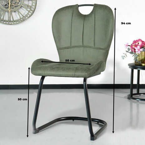 Lizzely Garden & Living Eetkamerstoel Yara met handgreep donkergroen microvezel eetstoel industrieel Lizzely Garden & Living Eetkamerstoel Yara met handgreep donkergroen microvezel eetstoel industrieel