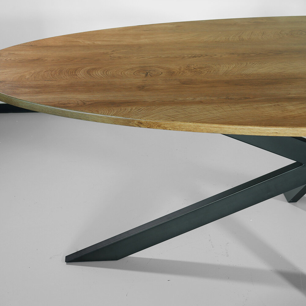 Eettafel ovaal 240cm Rato bruin ovale tafel Eettafel ovaal 240cm Rato bruin ovale tafel