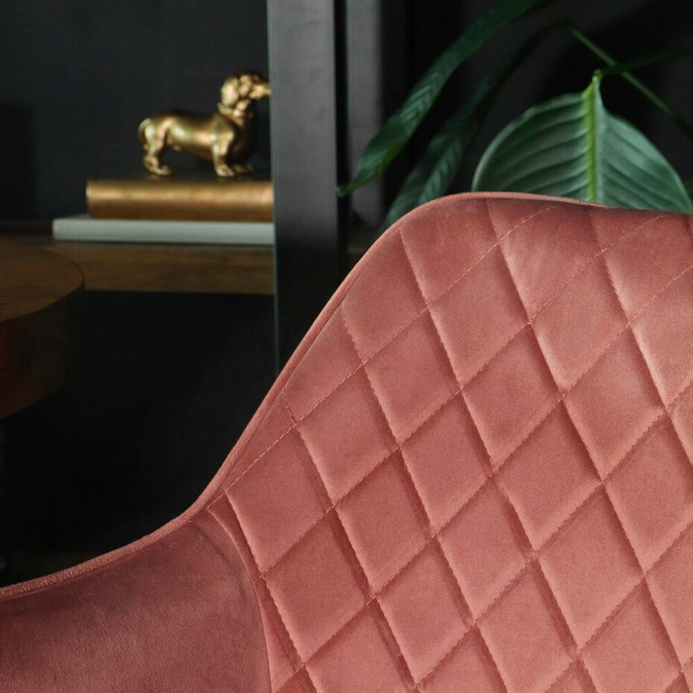 Eetkamerstoel met armleuning Yurgan velvet roze eetstoel Eetkamerstoel met armleuning Yurgan velvet roze eetstoel