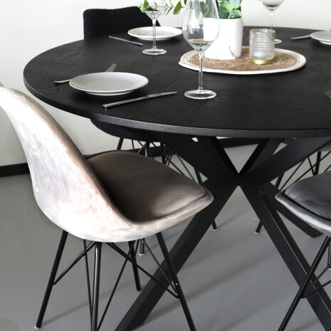Lizzely Garden & Living Eettafel rond visgraat Ozzy zwart 130cm ronde tafel Lizzely Garden & Living Eettafel rond visgraat Ozzy zwart 130cm ronde tafel