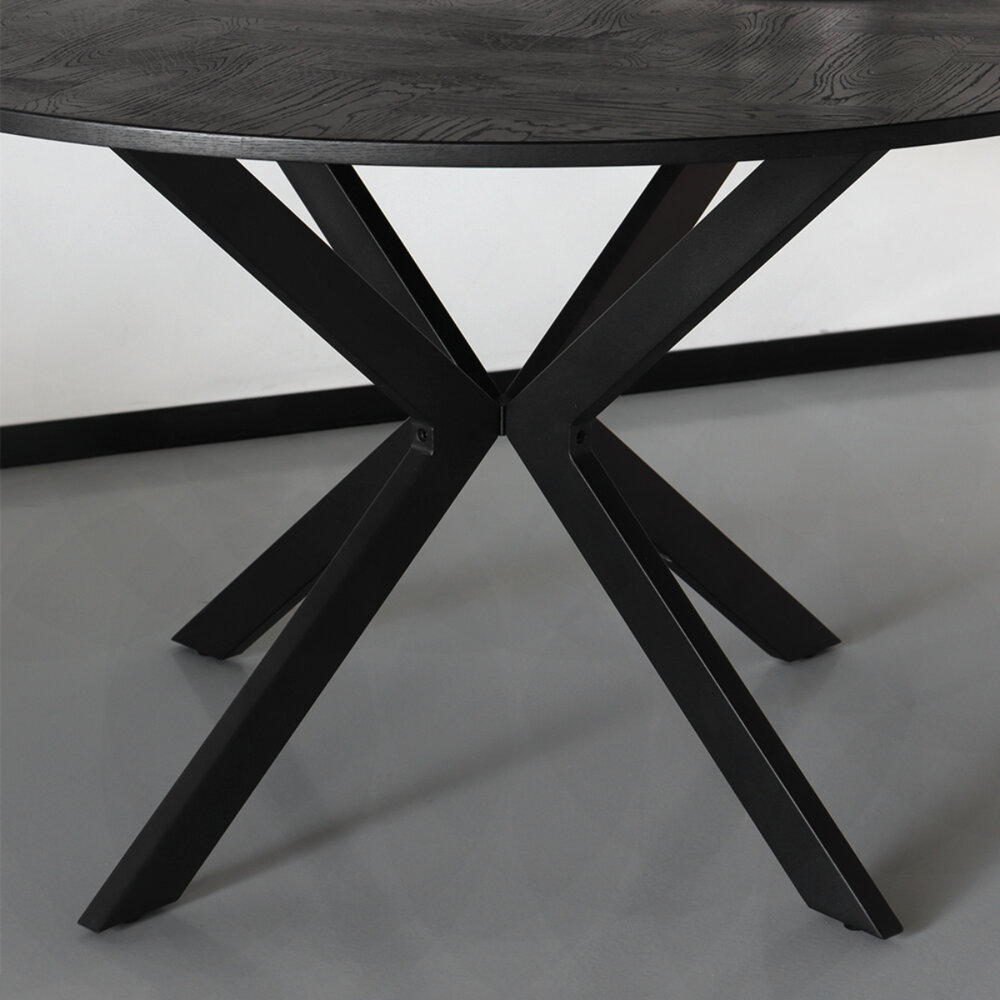 Eettafel rond visgraat Ozzy zwart 130cm ronde tafel Eettafel rond visgraat Ozzy zwart 130cm ronde tafel