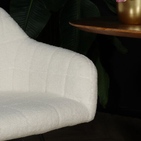 Lizzely Garden & Living Eetkamerstoel met armleuning Lola wit teddy eetstoel Lizzely Garden & Living Eetkamerstoel met armleuning Lola wit teddy eetstoel