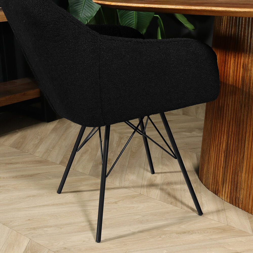 Eetkamerstoel met armleuning Lola zwart teddy eetstoel Eetkamerstoel met armleuning Lola zwart teddy eetstoel