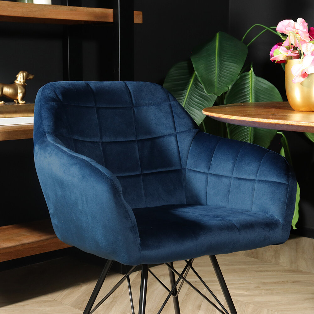 Eetkamerstoel met armleuning Lola blauw velvet eetstoel