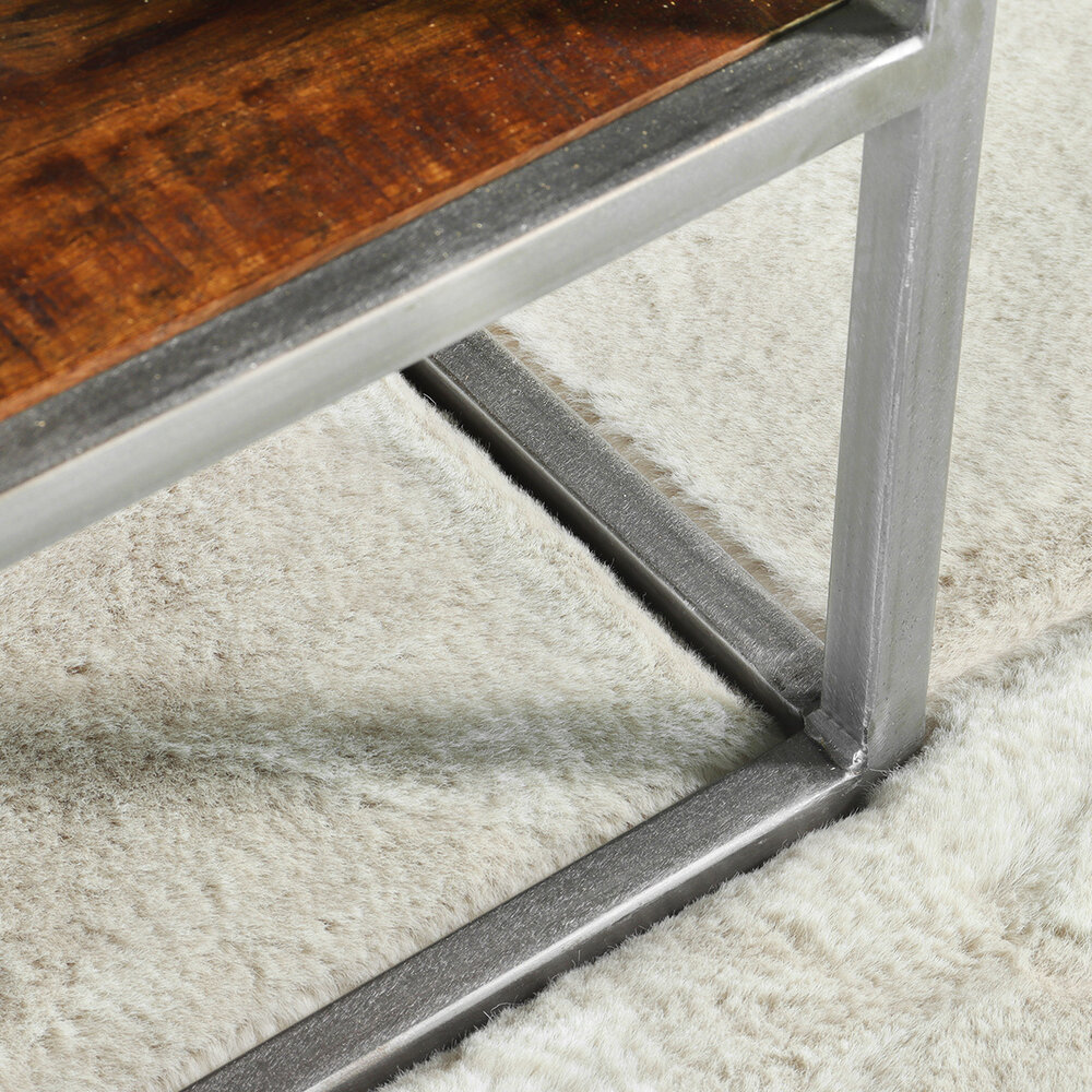 Salontafel industrieel mangohout Sofia 140cm bruin visgraat side table massief hout mango bijzettafel Salontafel industrieel mangohout Sofia 140cm bruin visgraat side table massief hout mango bijzettafel