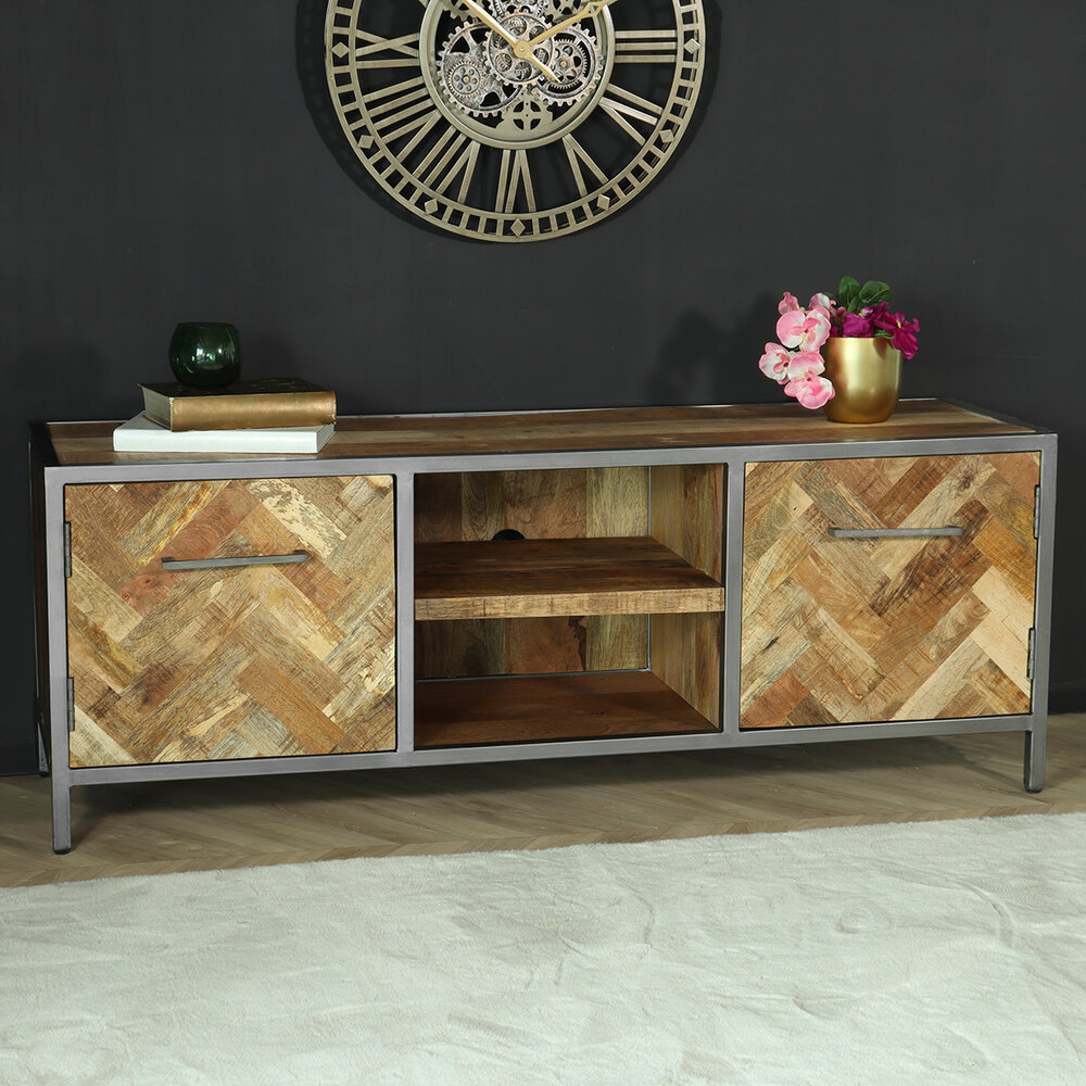 TV meubel industrieel mangohout Sofia lichtbruin visgraat tv-meubel 150cm duurzaam mango massief hout TV meubel industrieel mangohout Sofia lichtbruin visgraat tv-meubel 150cm duurzaam mango massief hout