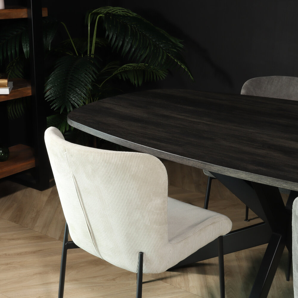 Eettafel Deens ovaal 180cm zwart Hero ovale eettafel Eettafel Deens ovaal 180cm zwart Hero ovale eettafel