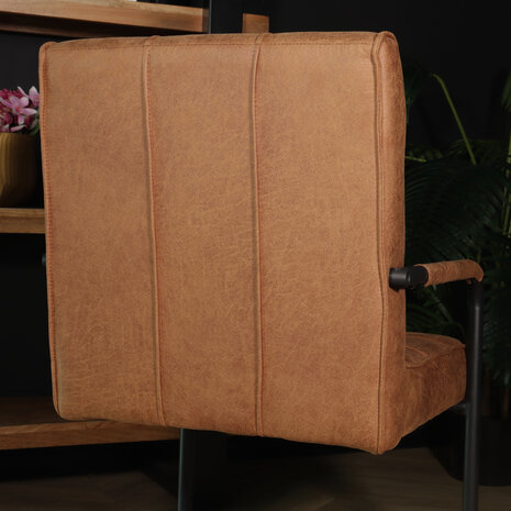 Lizzely Garden & Living Eetkamerstoel met armleuning Indy cognac microvezel eetstoel Lizzely Garden & Living Eetkamerstoel met armleuning Indy cognac microvezel eetstoel
