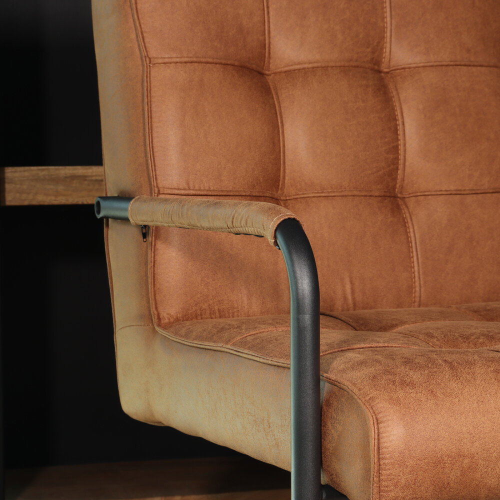 Eetkamerstoel met armleuning Indy cognac microvezel eetstoel Eetkamerstoel met armleuning Indy cognac microvezel eetstoel