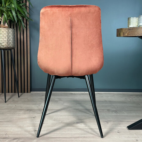 Lizzely Garden & Living Eetkamerstoel De Vince bruin velvet eetstoel Lizzely Garden & Living Eetkamerstoel De Vince bruin velvet eetstoel