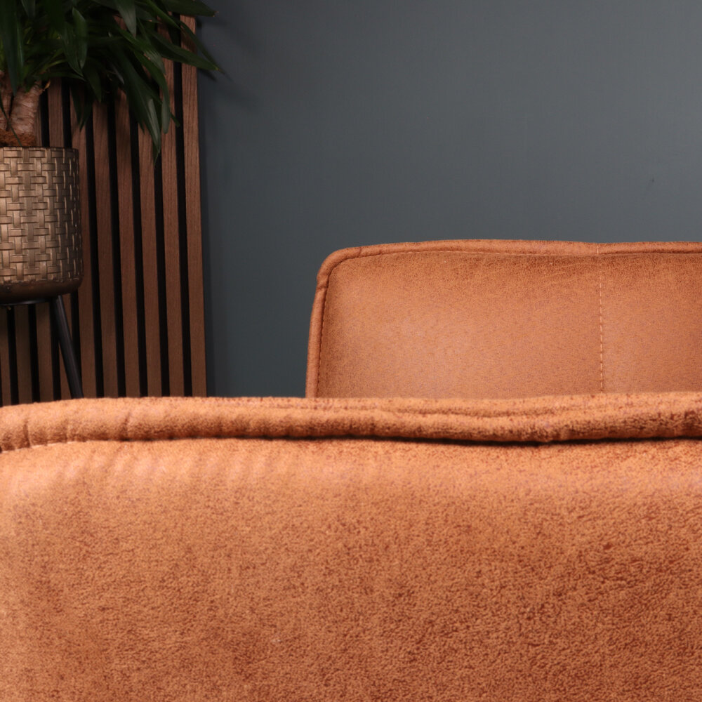 Eetkamerstoel met armleuning Bowie cognac microvezel eetstoel industrieel Eetkamerstoel met armleuning Bowie cognac microvezel eetstoel industrieel