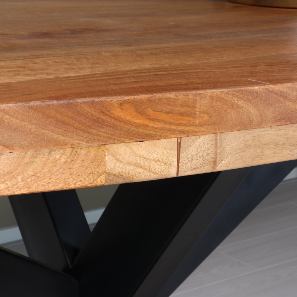 Eettafel ovaal mangohout 160cm James lichtbruin ovale industriële tafel duurzaam mango eetkamertafel Eettafel ovaal mangohout 160cm James lichtbruin ovale industriële tafel duurzaam mango eetkamertafel