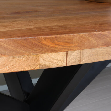 Lizzely Garden & Living Eettafel ovaal mangohout 160cm James lichtbruin ovale industriële tafel duurzaam mango eetkamertafel Lizzely Garden & Living Eettafel ovaal mangohout 160cm James lichtbruin ovale industriële tafel duurzaam mango eetkamertafel