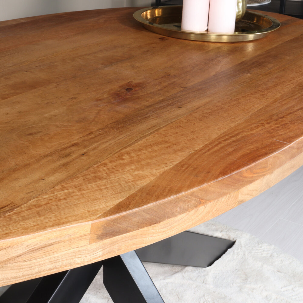 Eettafel ovaal mangohout 160cm James lichtbruin ovale industriële tafel duurzaam mango eetkamertafel Eettafel ovaal mangohout 160cm James lichtbruin ovale industriële tafel duurzaam mango eetkamertafel