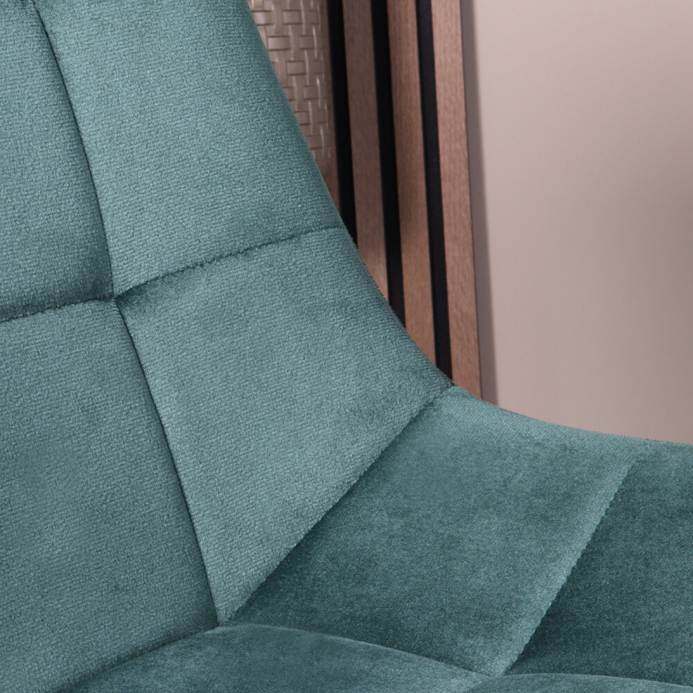 Eetkamerstoel De Vince donkergroen velvet eetstoel Eetkamerstoel De Vince donkergroen velvet eetstoel