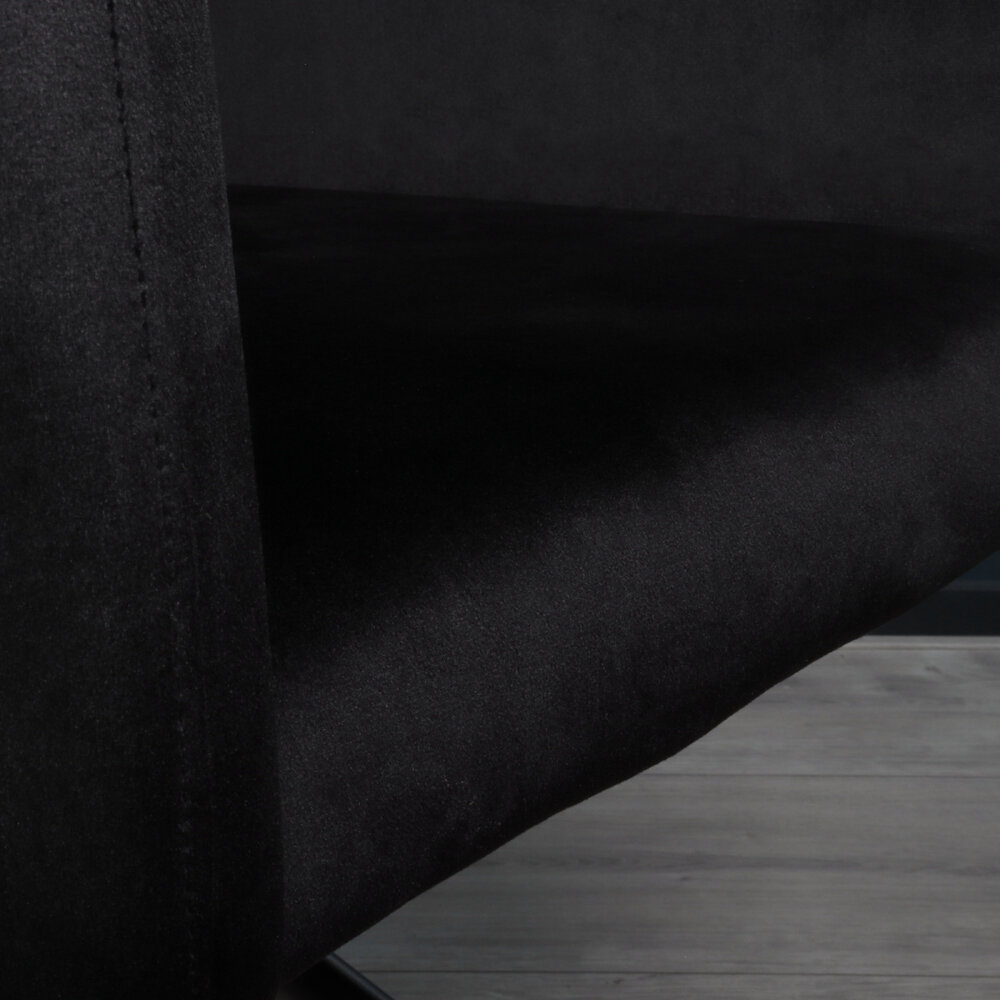 Eetkamerstoel draaibaar met armleuning Puck velvet zwart Eetkamerstoel draaibaar met armleuning Puck velvet zwart