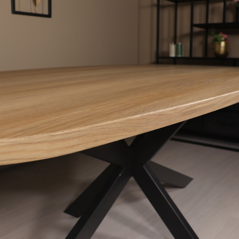 Eettafel Deens ovaal 210x110cm licht bruin Hero ovale eettafel