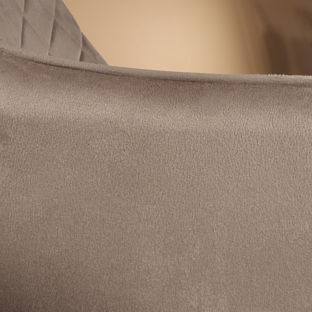 Eetkamerstoel met armleuning Yurgan velvet taupe Eetkamerstoel met armleuning Yurgan velvet taupe