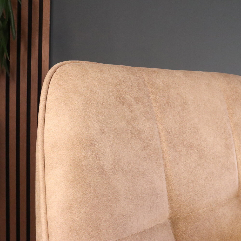 Eetkamerstoel met armleuning Mae beige microvezel eetstoel Eetkamerstoel met armleuning Mae beige microvezel eetstoel