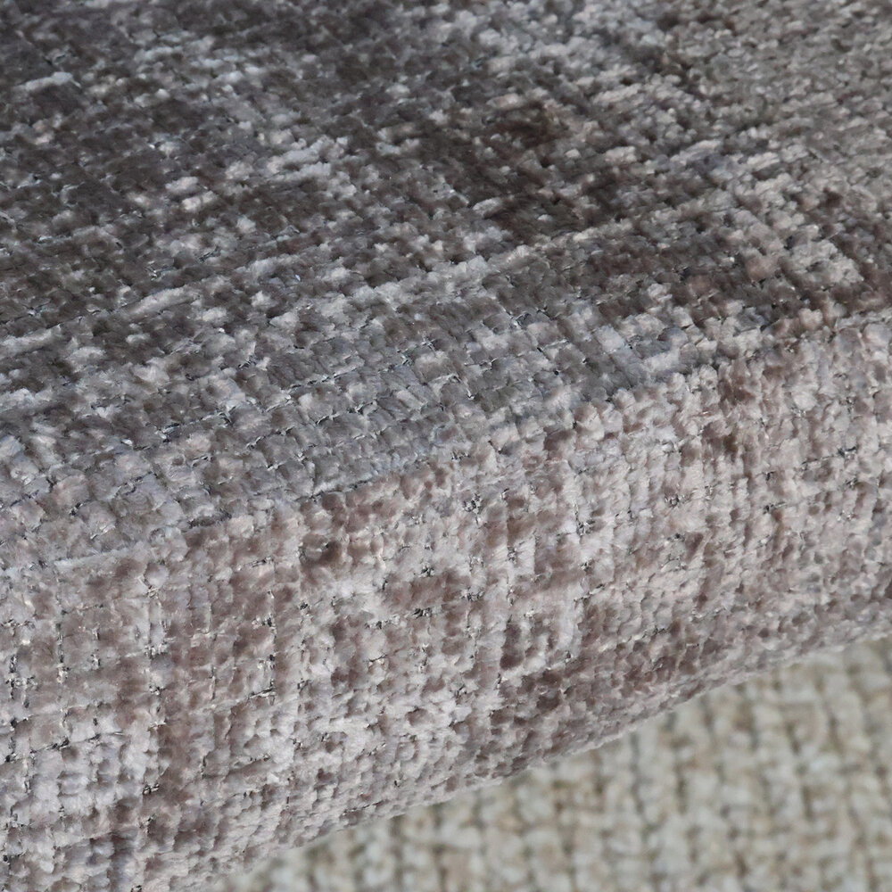 Eetkamerstoel met armleuning Ziva taupe chenille Eetkamerstoel met armleuning Ziva taupe chenille