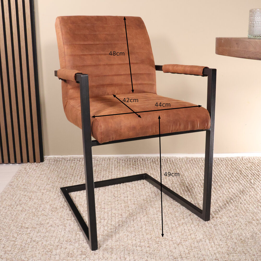 Eetkamerstoel met armleuning cognac microvezel Noor design
